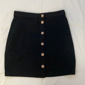H&M black button down skirt